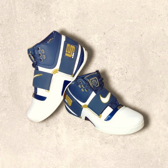 Lebron 23's - Picture 1 of 6